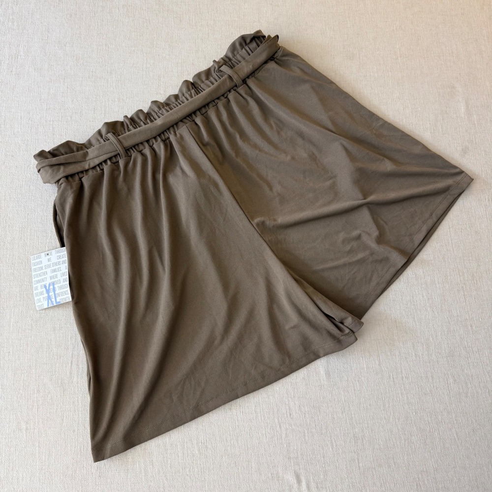 LuLaRoe Womens XL Taupe Brown Paperbag Waist Tie Front Shorts NWT - Picture 2 of 10